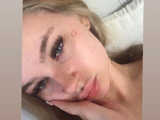Pictures pussy BrookeRaine